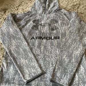 Boys Under Armour Sweatshirt